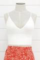 Seamless Ribbed Triangle Brami